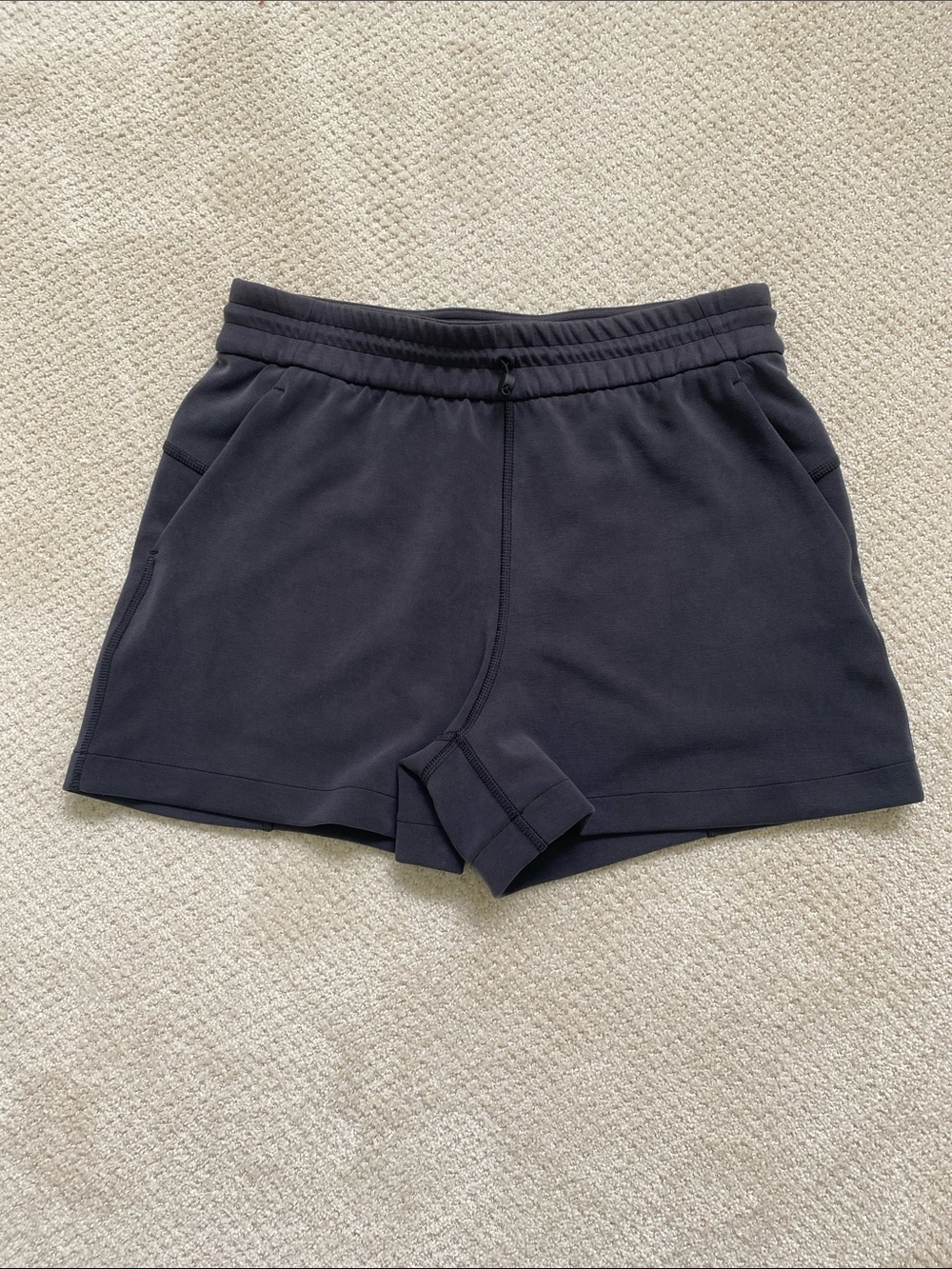 Lululemon Women's Casual Sofstreme Elastic Shorts - Charcoal